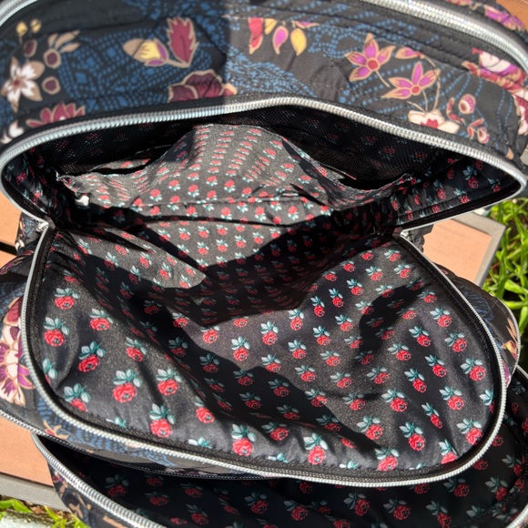 Vera Bradley Garden Dream XL Campus Backpack in Performance Twill - Picture 4 of 12